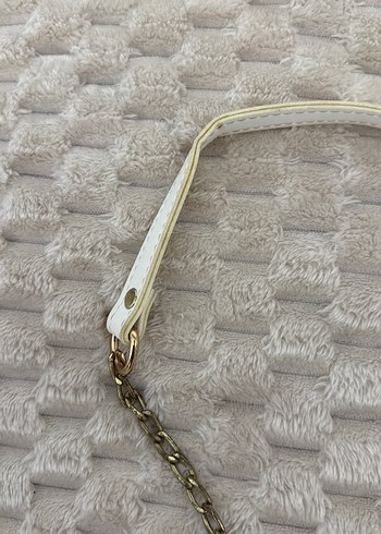 Zincir Detaylı Beyaz Deri Kadın Çanta - Görsel 2