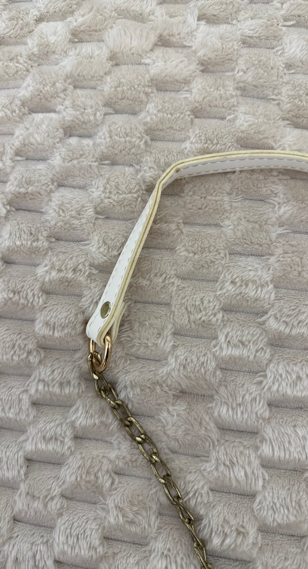 Zincir Detaylı Beyaz Deri Kadın Çanta - Görsel 2