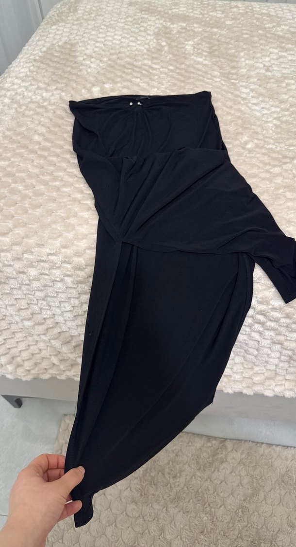 Drapeli Siyah Uzun tokalı etek - Görsel 2