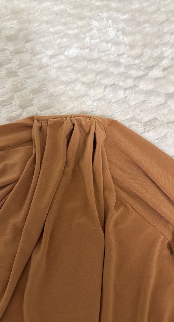 Bej Drapeli Kadın Bluz, Uzun Kollu, Saten Dokulu - Görsel 3