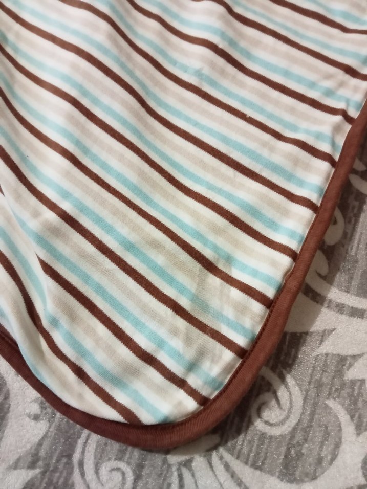 Beyaz Aslan Desenli Çocuk Battaniyesi - Görsel 4