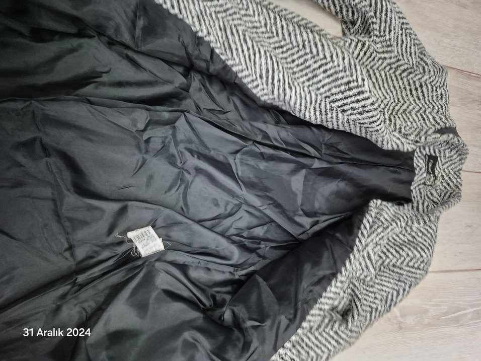 Desenli Uzun Kaban - Görsel 5