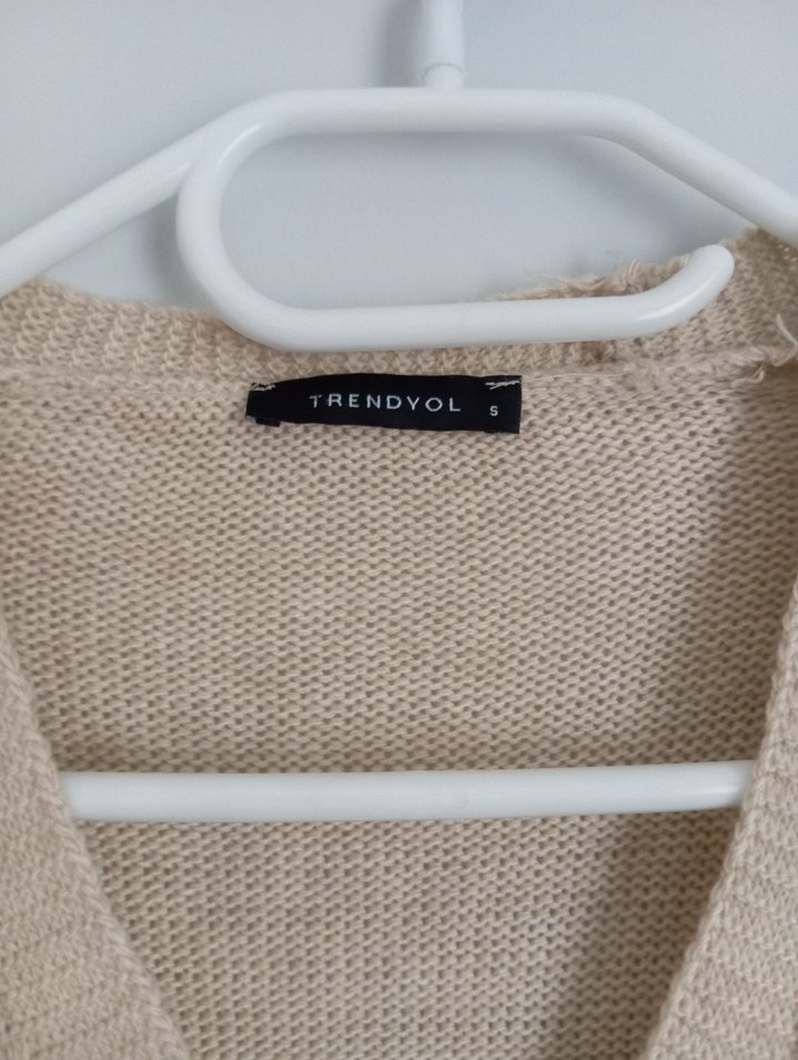 Bej Örgü Mini V Yaka Hırka - Görsel 3