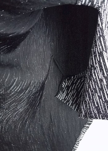 V Yaka Drapeli Gri Kadın Bluz - Görsel 4