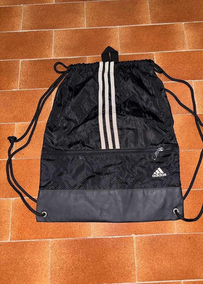 Adidas sırt torba çantası - Görsel 2