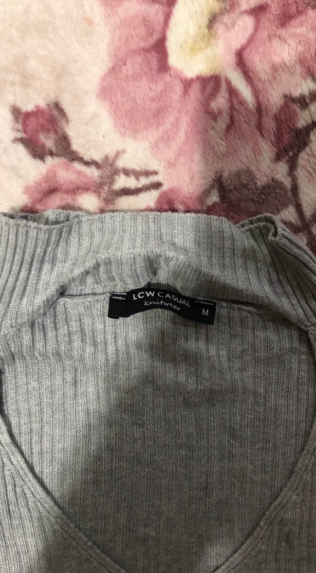 Gri V Yakalı Uzun Kollu Triko Kazak - Görsel 2