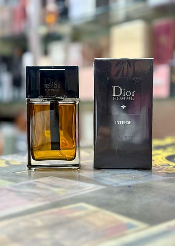  Beden Renk Hugo Boss Just Different Erkek Parfümü 125 ml