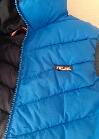 Erkek Çocuk Kapüşonlu Mavi Yelek - Görsel 4