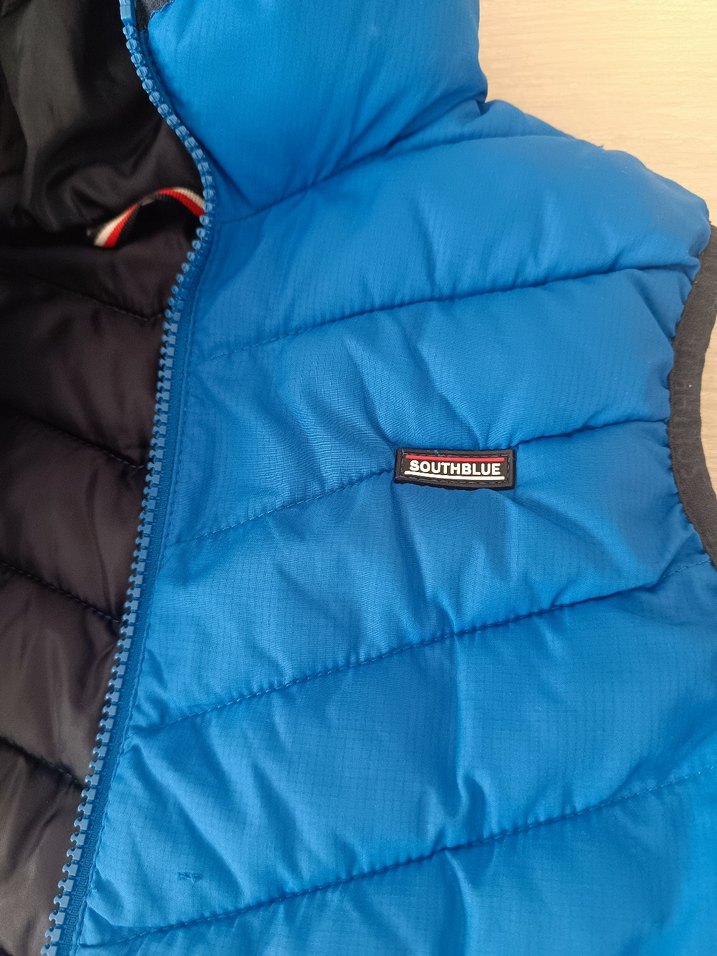 Erkek Çocuk Kapüşonlu Mavi Yelek - Görsel 4