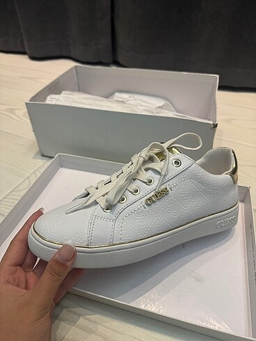 Guess Sneaker Kadın