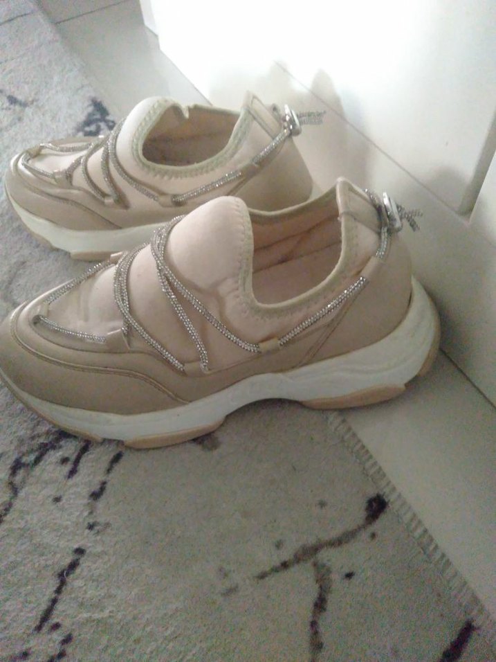 Bej Dolgu Topuklu Bağcıklı Kadın Spor Ayakkabı - Görsel 3