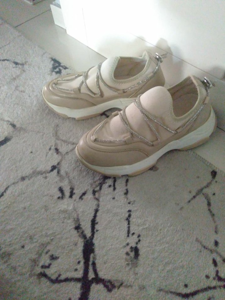 Bej Dolgu Topuklu Bağcıklı Kadın Spor Ayakkabı - Görsel 4