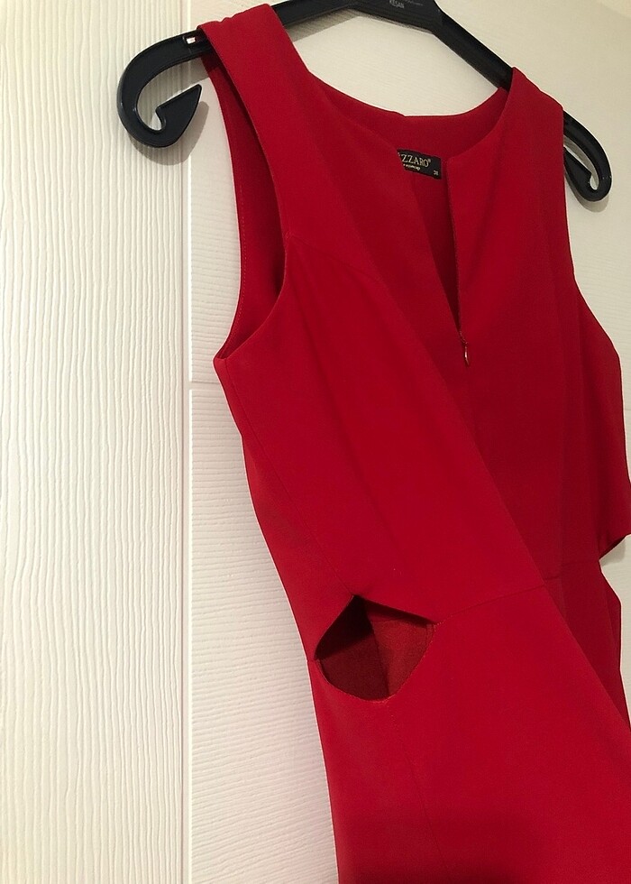 Kırmızı Uzun Elbise - Görsel 3