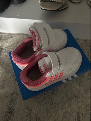 Adidas ayakkabı