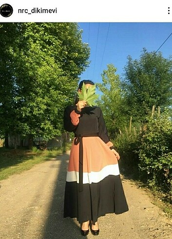 Üç renk elbise 