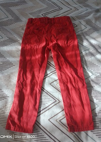 Düğmeli Kırmızı Erkek Çocuk Pantolonu - Görsel 2