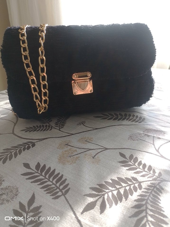 Siyah kadife ipten Zincir Askılı Kadın Çanta - Görsel 2