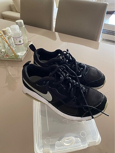 nike spor ayakkabı
