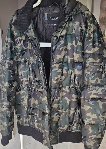 xl Beden Kamuflaj Desenli orjinal GUESS