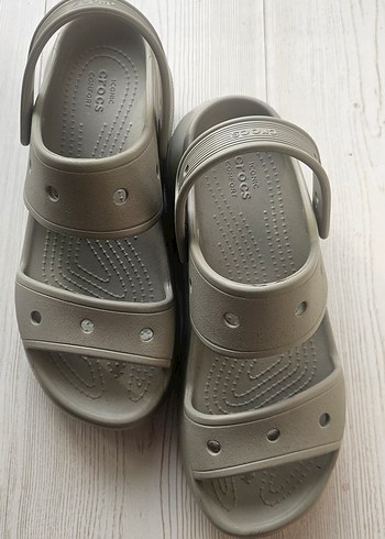 Crocs 41