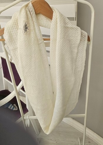 Beyaz Örgü  yumuşak kaskol - Görsel 3