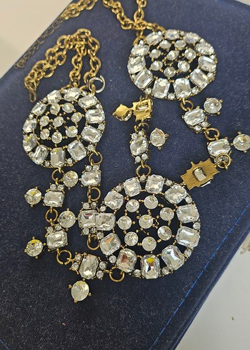 Swarovski taslar,Uzun Boyunlu Parlak Altın İşlemeli Kolye - Görsel 5