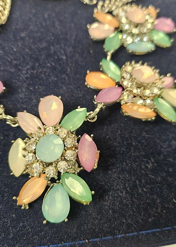 Pastel Renkli Çiçekli Mini Bohem Kolye - Görsel 3