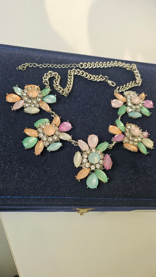 Pastel Renkli Çiçekli Mini Bohem Kolye - Görsel 2