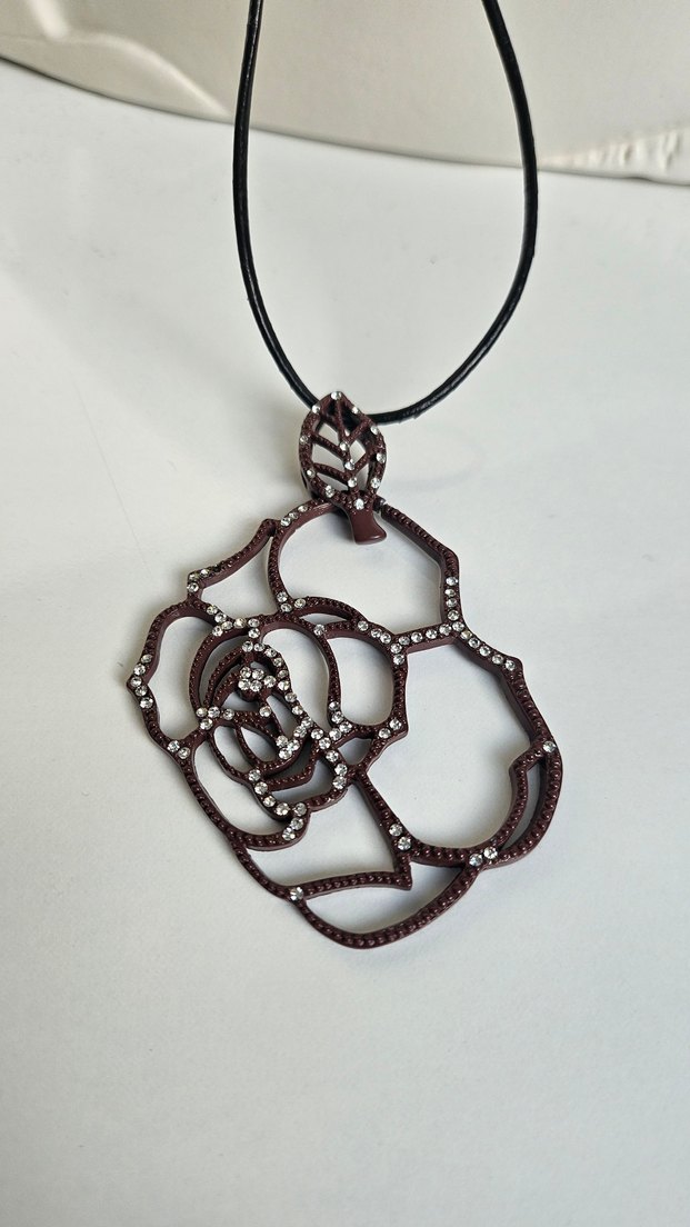 Uzun Kahverengi İşlemeli Zincir Detaylı Kolye florensa dan aldim - Görsel 2