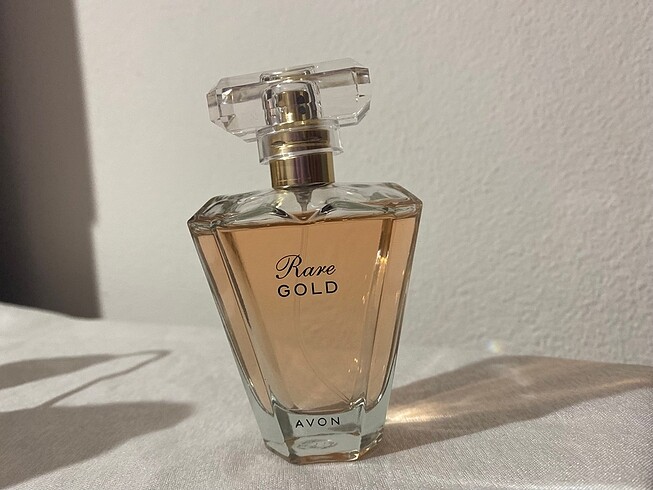 Avon rare gold parfüm