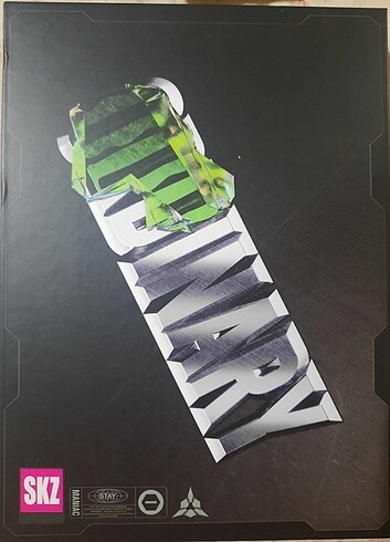 STRAY KIDS ODDINARY LIMITED VER.