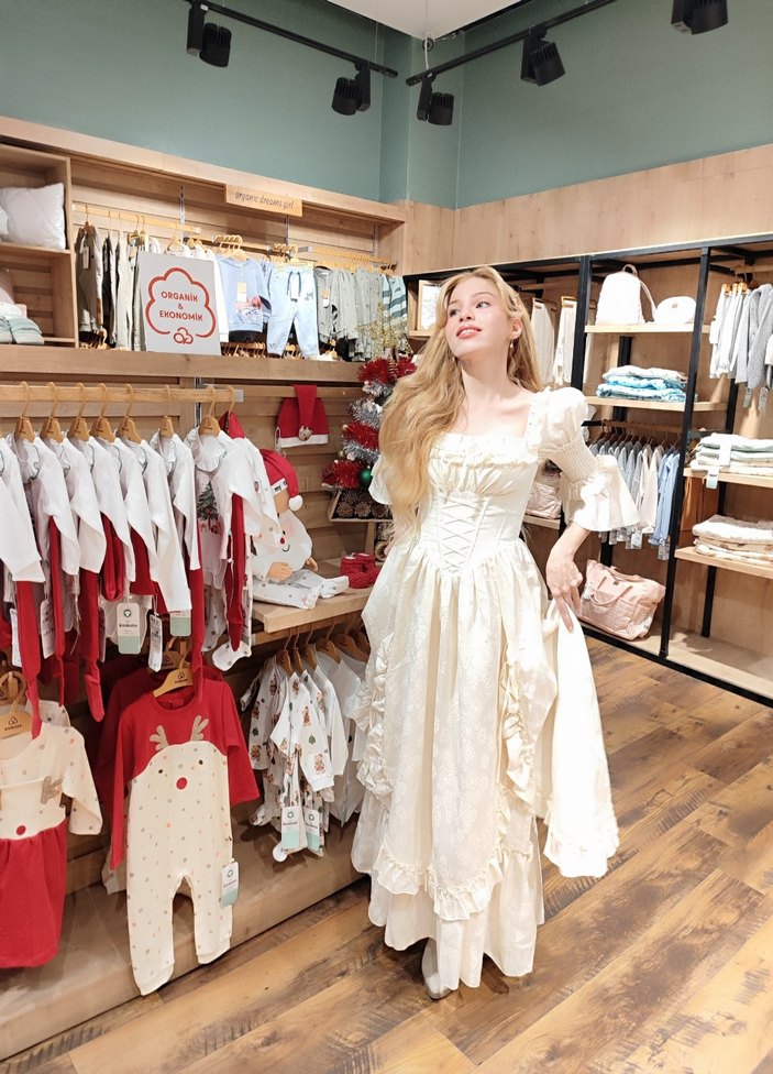 Beyaz Müzikli Figürin - Görsel 3