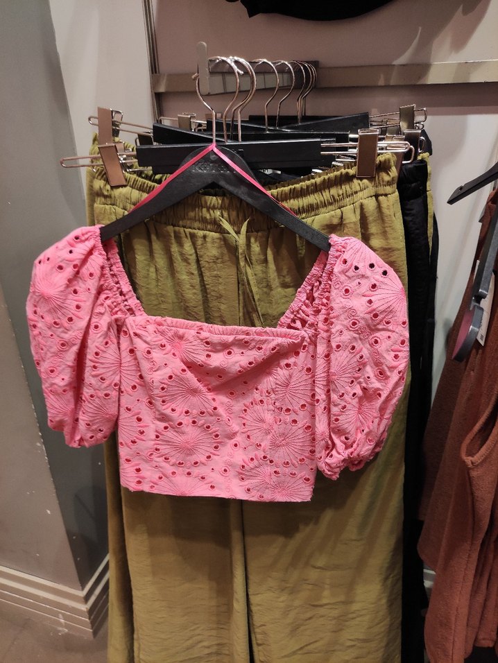 Pembe Mini Straplez Bağcıklı Crop Top ve etek - Görsel 3