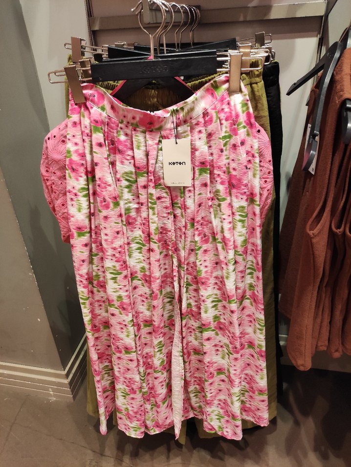 Pembe Mini Straplez Bağcıklı Crop Top ve etek - Görsel 4