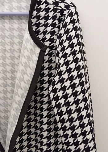 Düğmeli Siyah Beyaz Kadın Ceket - Görsel 3