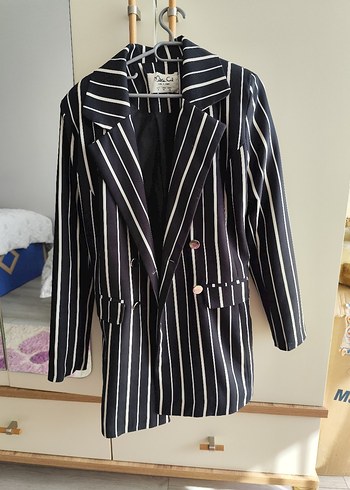 Çizgili Siyah Uzun Kollu Blazer Ceket