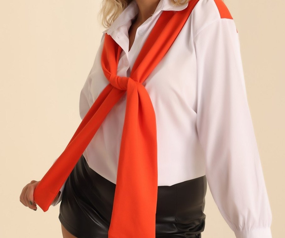 Kırmızı Drapeli Mini Halter Yaka Üst - Görsel 4