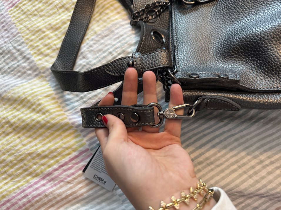 DSN Gümüş Deri Tokalı Kadın Çanta - Görsel 5