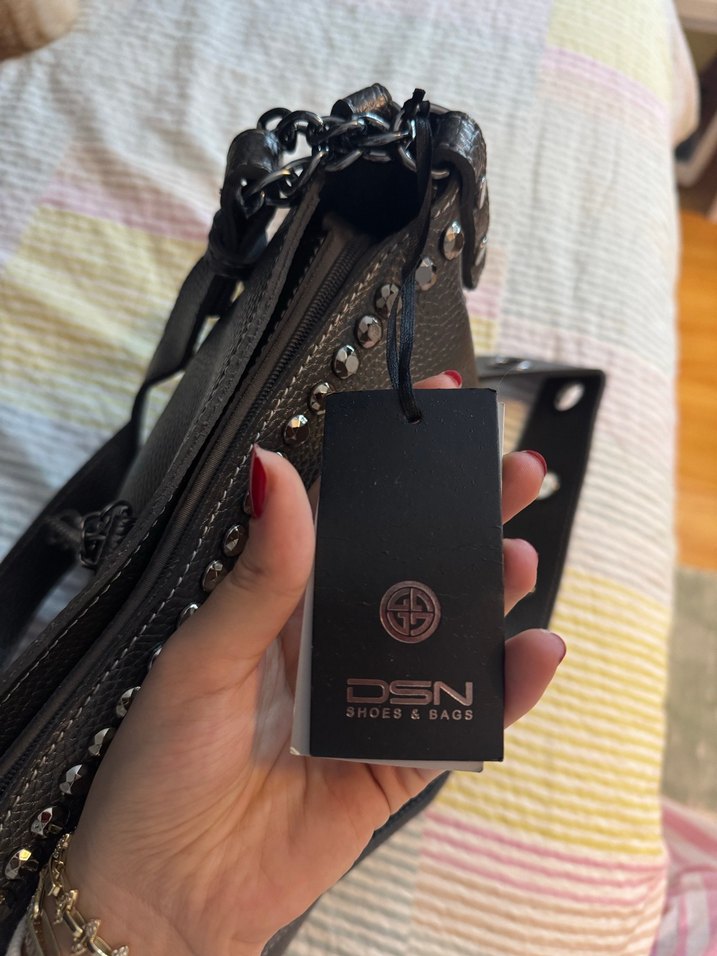 DSN Gümüş Deri Tokalı Kadın Çanta - Görsel 3