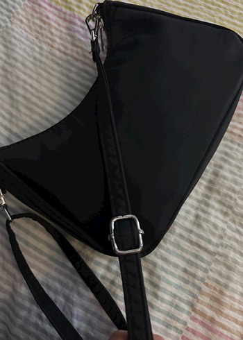 Bershka Siyah Çanta - Görsel 4