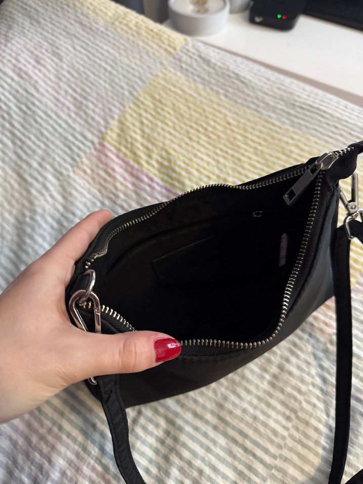 Bershka Siyah Çanta - Görsel 5