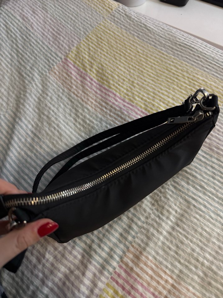 Bershka Siyah Çanta - Görsel 3