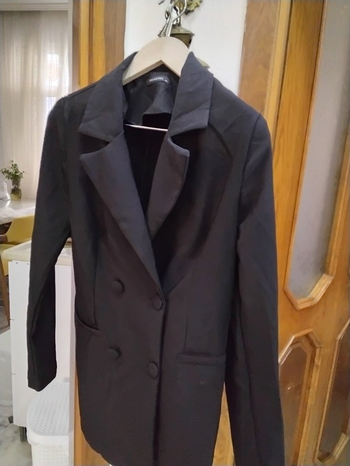 Siyah Düğmeli Kadın Midi Blazer - Görsel 2