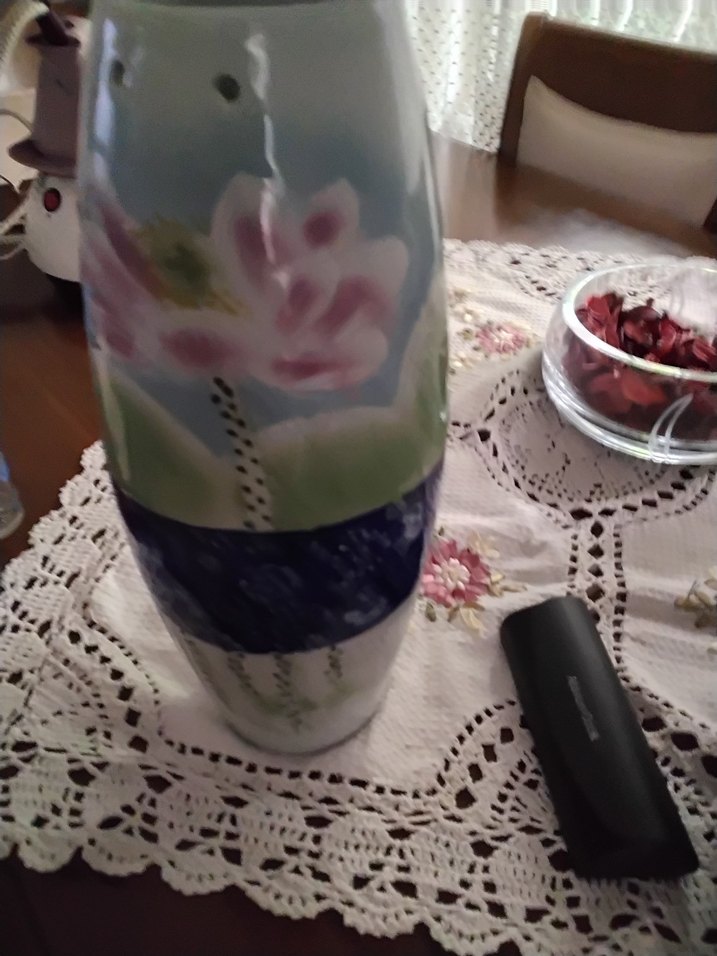 Koyu Mor Çiçek Desenli Vazo - Görsel 5