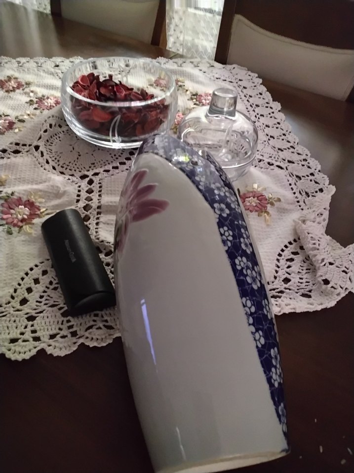 Koyu Mor Çiçek Desenli Vazo - Görsel 3