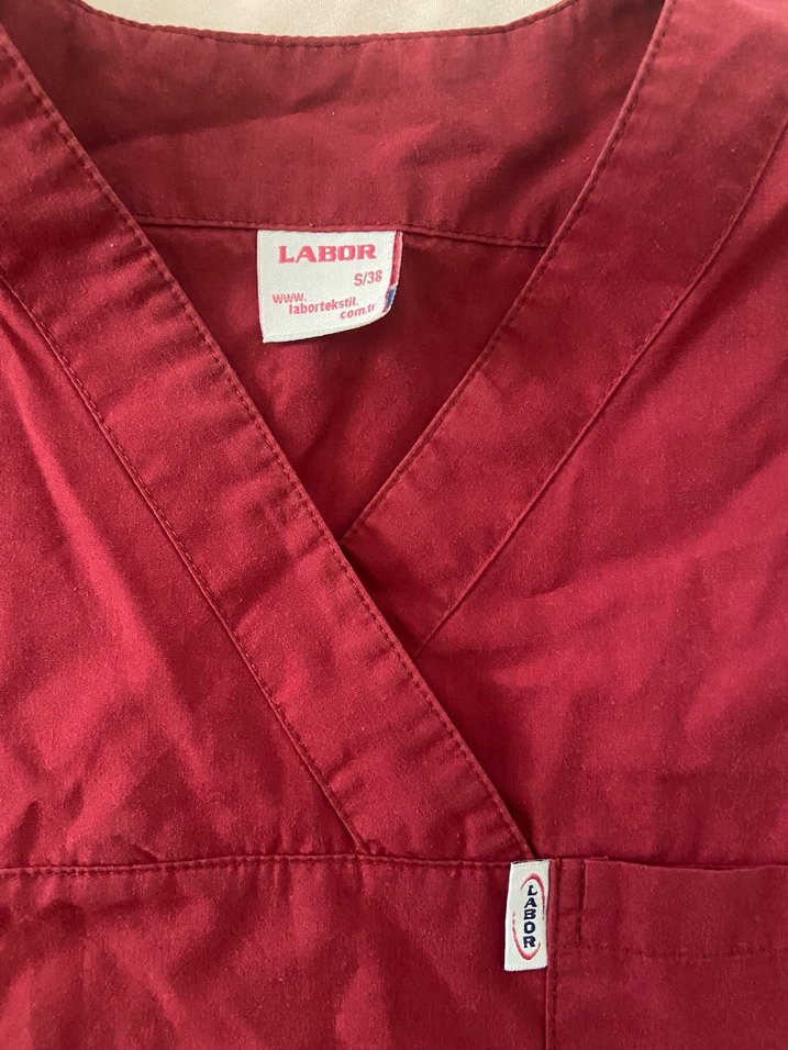 Bordo Hemşire Forması - Görsel 2