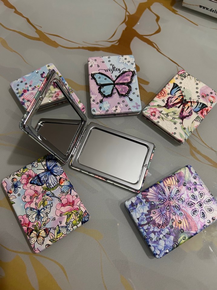 Pastel Kelebek Desenli Mini Aynalar — görsel 2/3