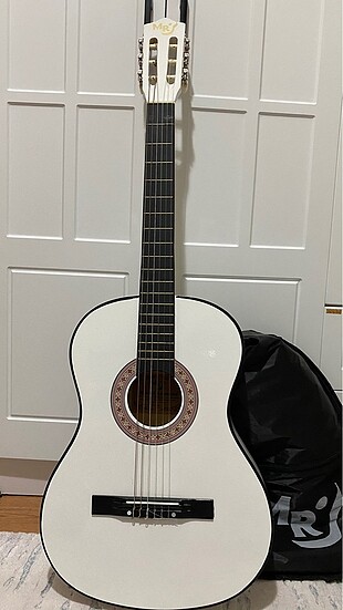 Manuel raymond gitar