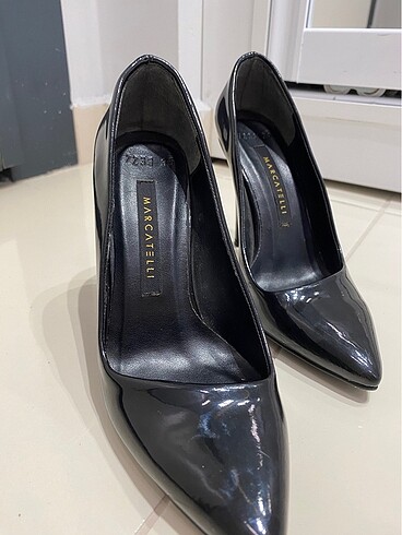 Diğer Siyah stiletto