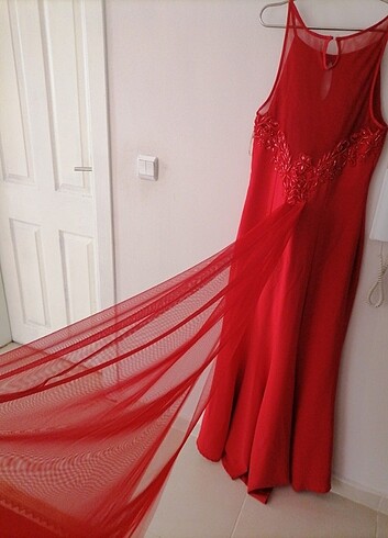 kırmızı tül vr boncuk işlemeli elbise - Görsel 5